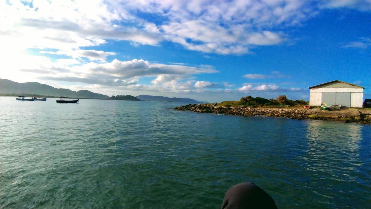 Chale Praia Da Armacao Florianópolis Exterior foto