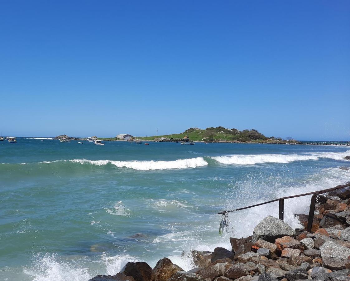 Chale Praia Da Armacao Florianópolis Exterior foto